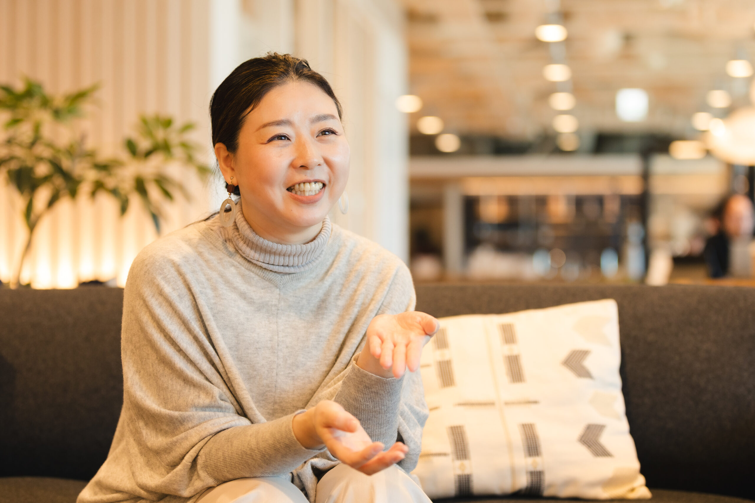 AIライティングでの成果を話す清水幸絵さん